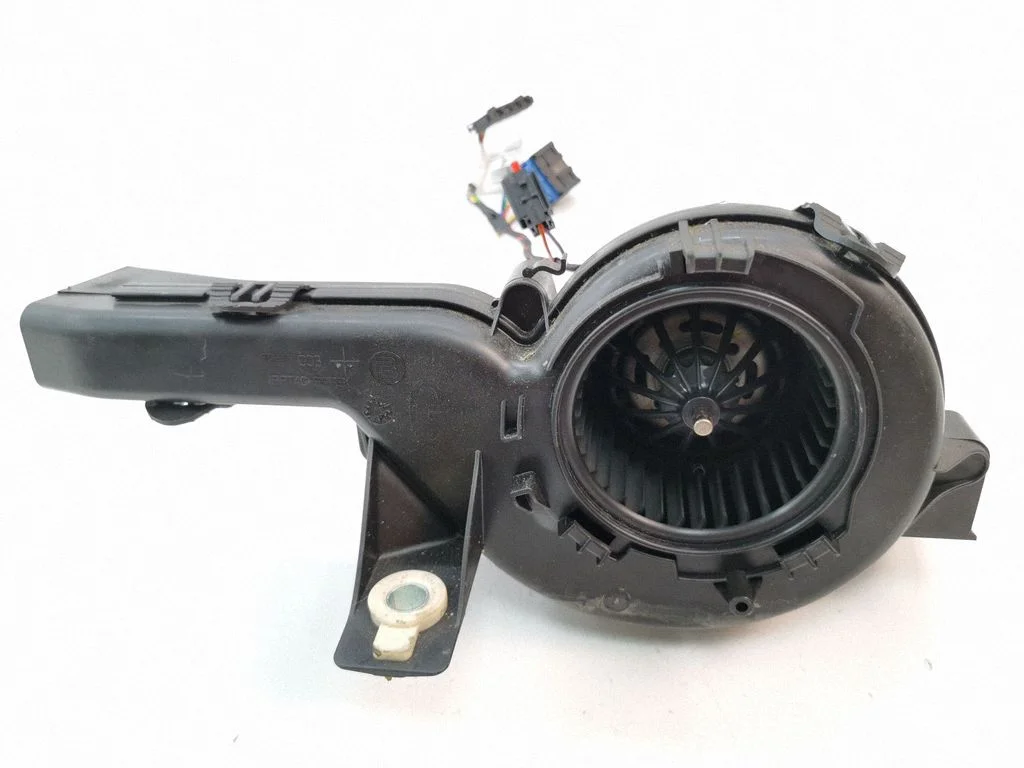 Krāsniņas ventilators/pūtējs T2417003