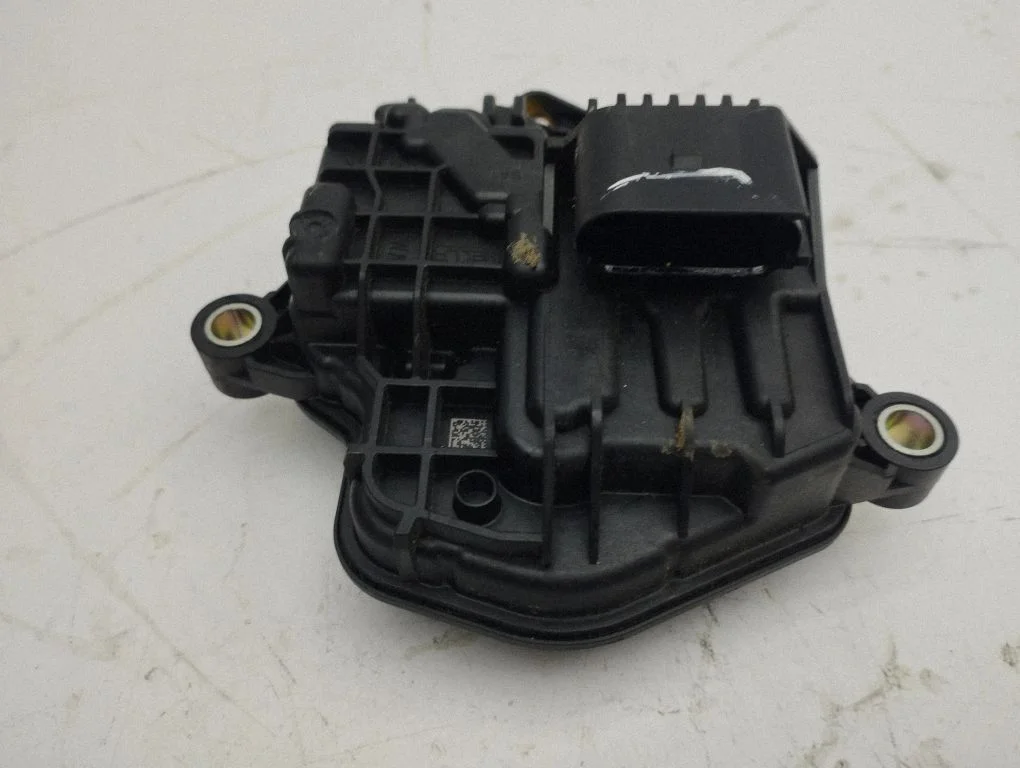 Water pump 05E907593