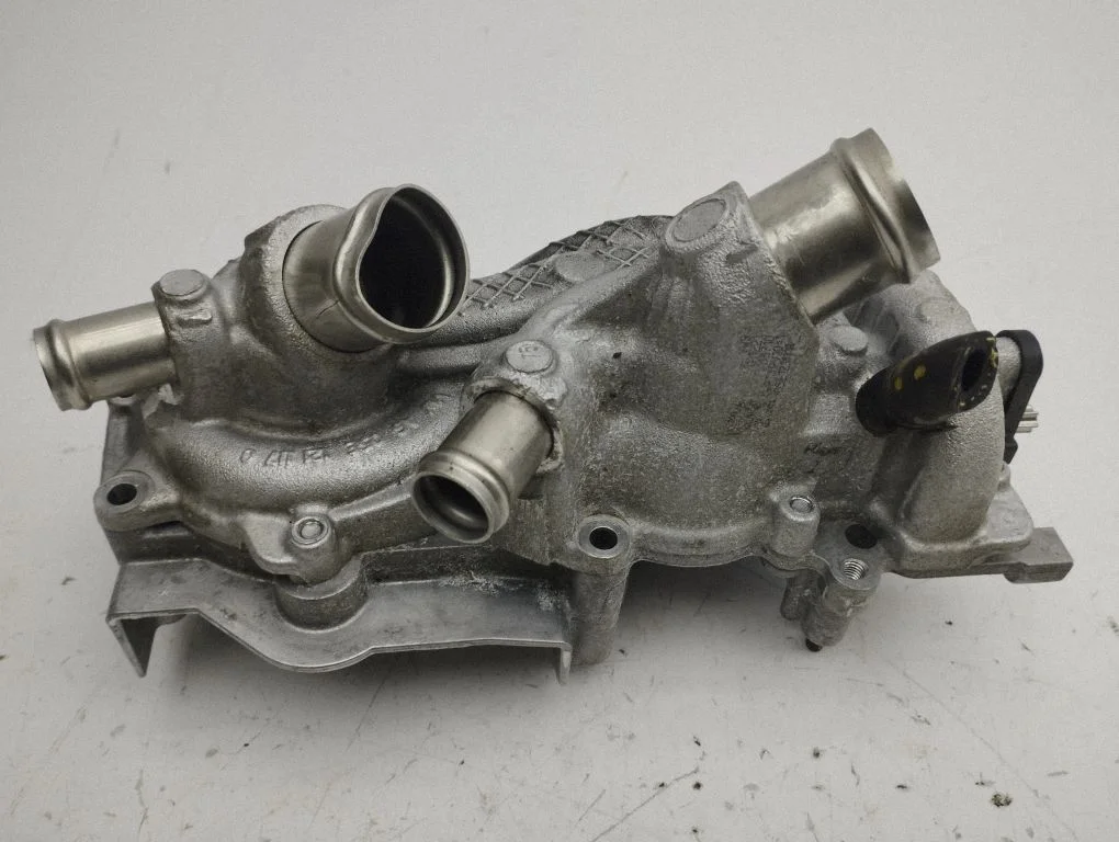 Water pump 05E121042B