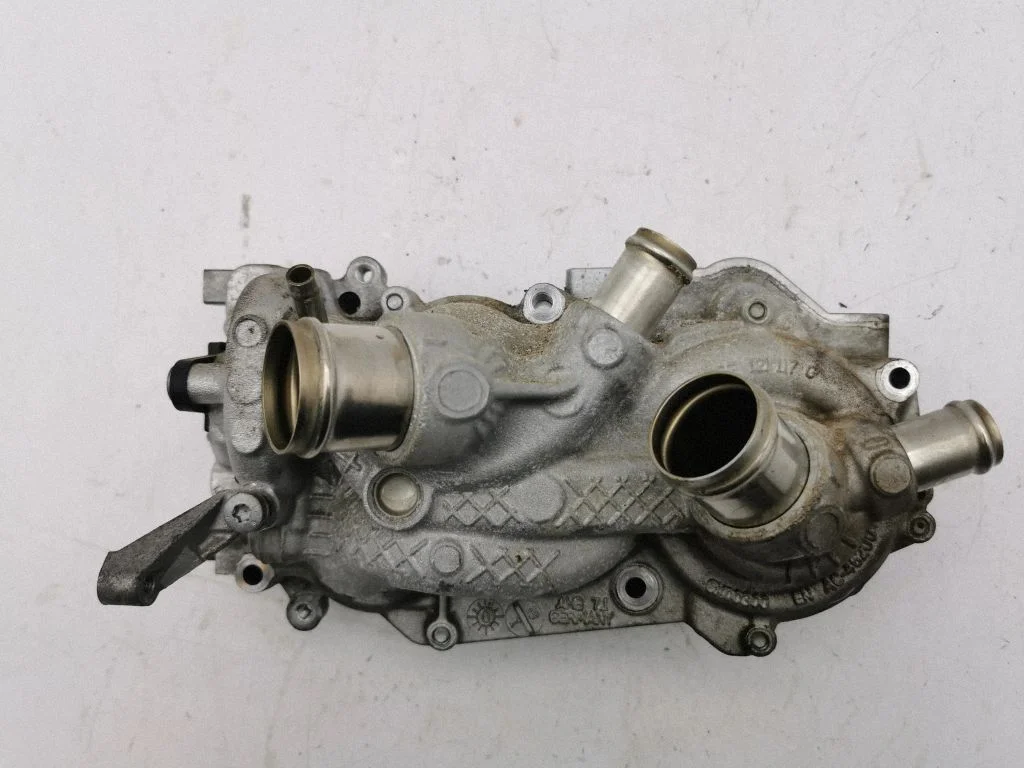 Water pump 05E121117G