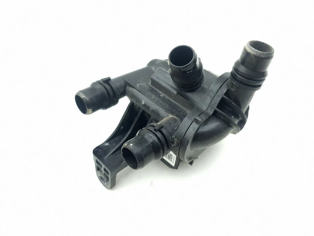 Thermostat/thermostat housing 9843217680