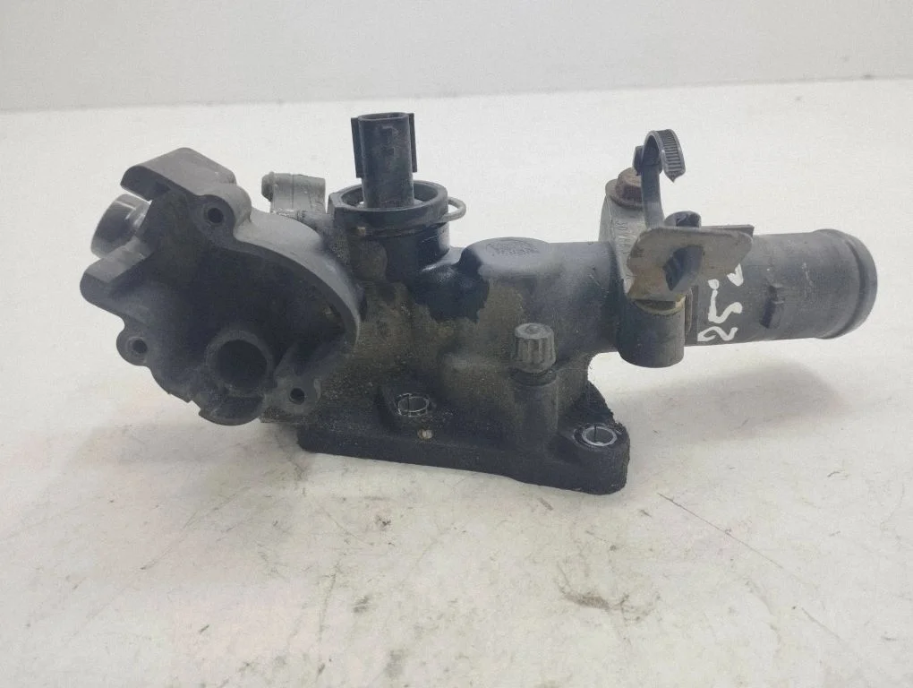 Thermostat/thermostat housing – Renault Clio IV (2012-2019)