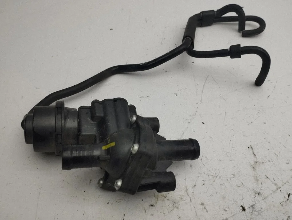 Termostat / obudowa termostatu 922306682R