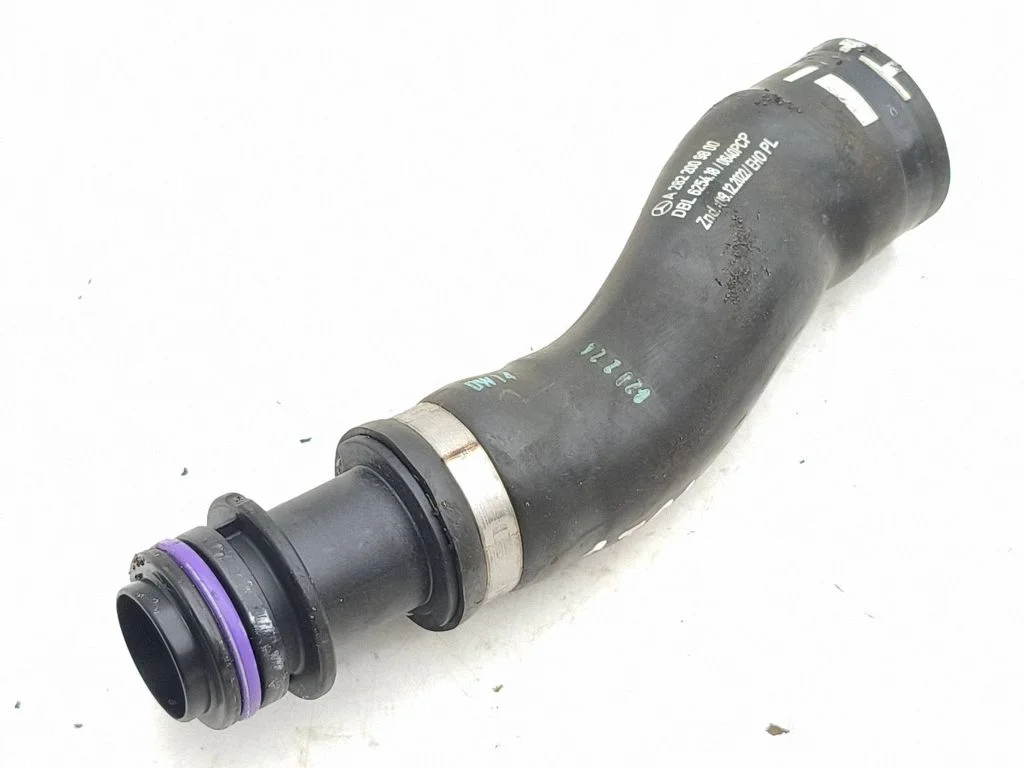 Engine coolant pipe/hose A2822009800
