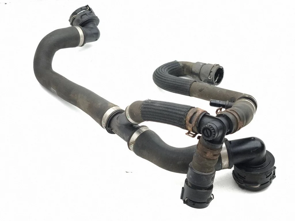 Engine coolant pipe/hose – Land Rover Range Rover Evoque L538 (2011-2018)