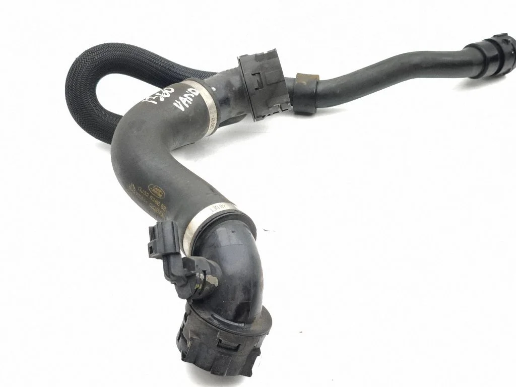 Mootori jahutusvedeliku toru / voolik GJ328286BB