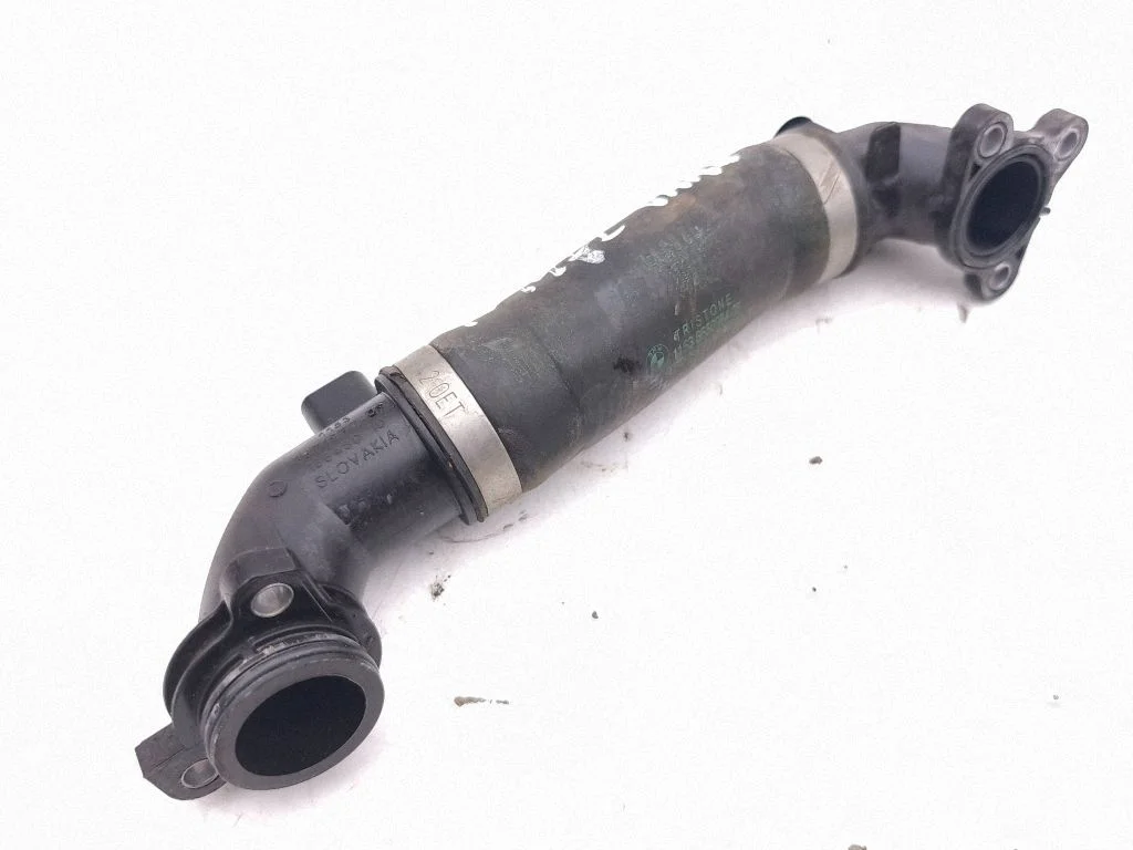 Engine coolant pipe/hose 8650984