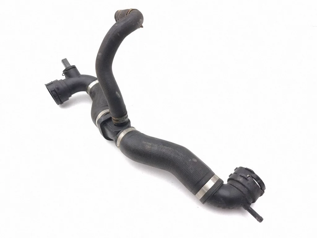 Motora dzesēšanas caurule (-es)/šļūtene (-es) 3W0122051B
