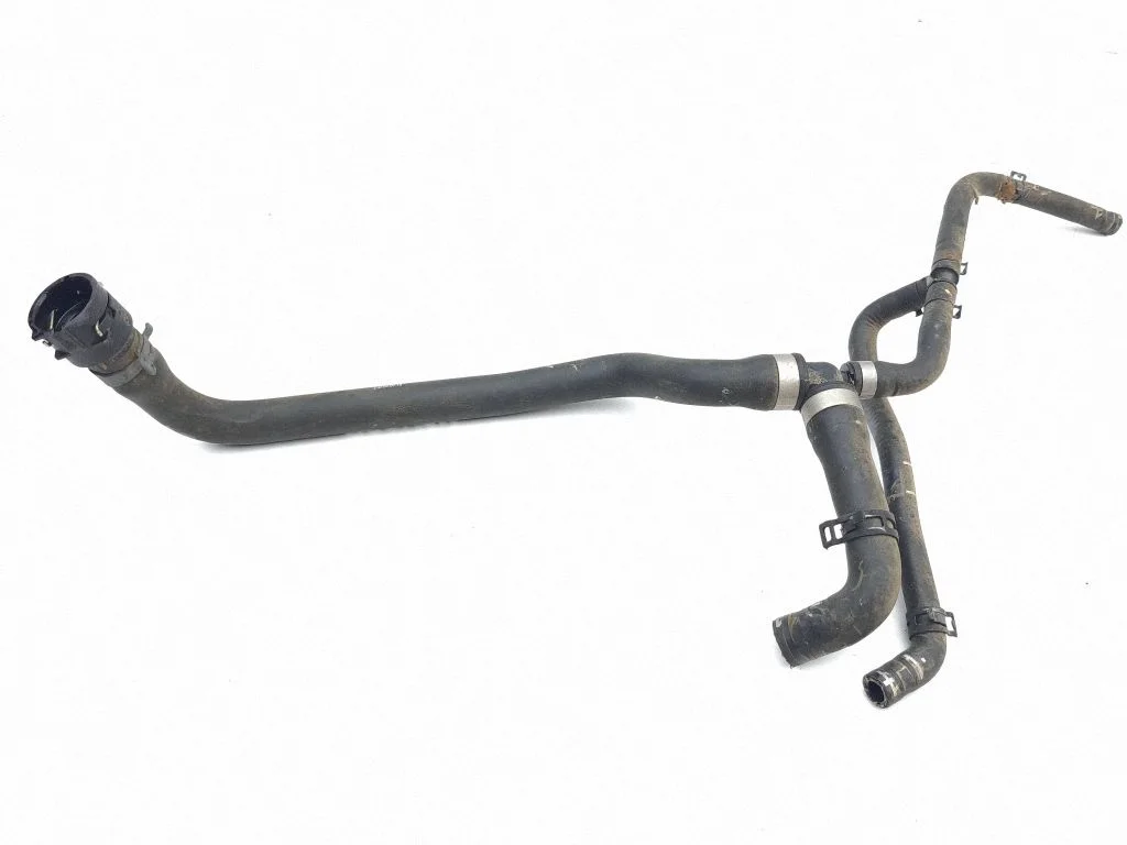 Mootori jahutusvedeliku toru / voolik 5WA122101T