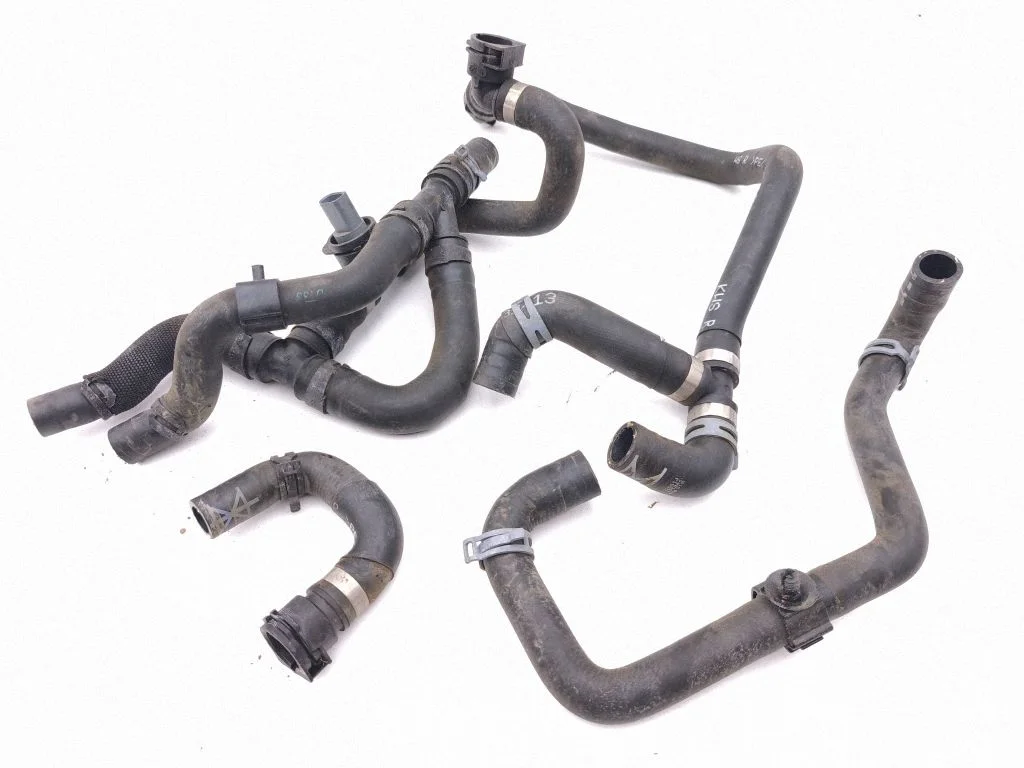 Engine coolant pipe/hose 5WA121036B