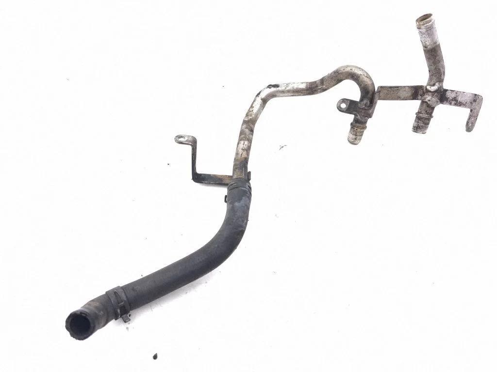 Engine coolant pipe/hose