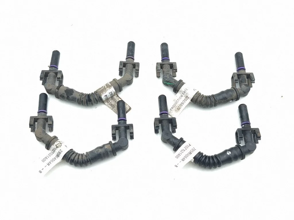 Engine coolant pipe/hose 295R64064R