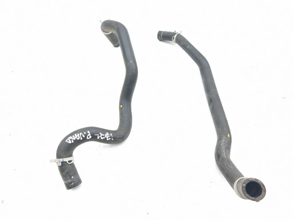 Mootori jahutusvedeliku toru / voolik G922EF4080