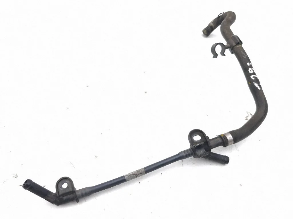 Engine coolant pipe/hose