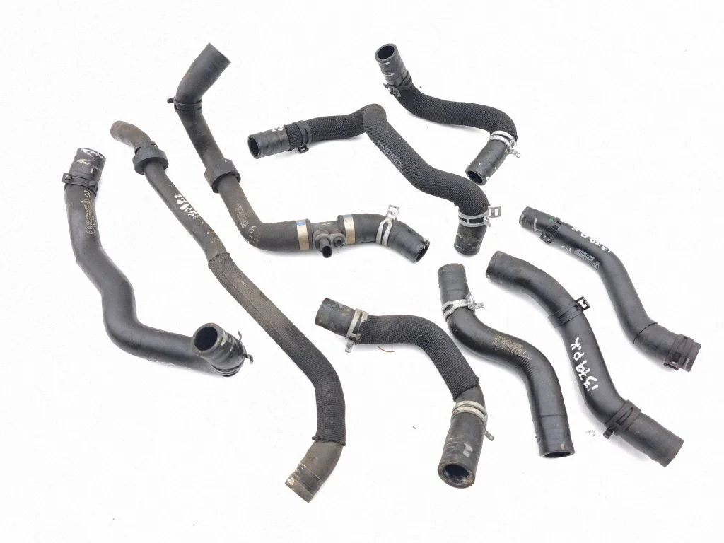 Engine coolant pipe/hose 9J1121550
