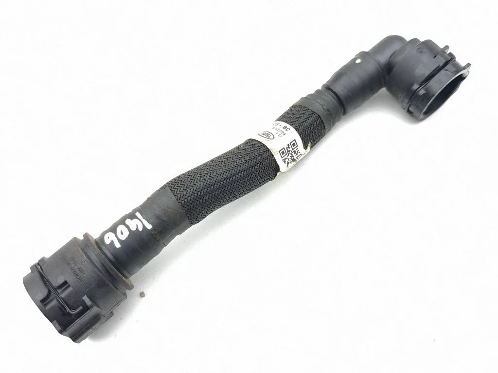 Engine coolant pipe/hose R8E28D128BC
