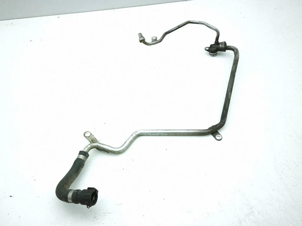 Engine coolant pipe/hose 8515982