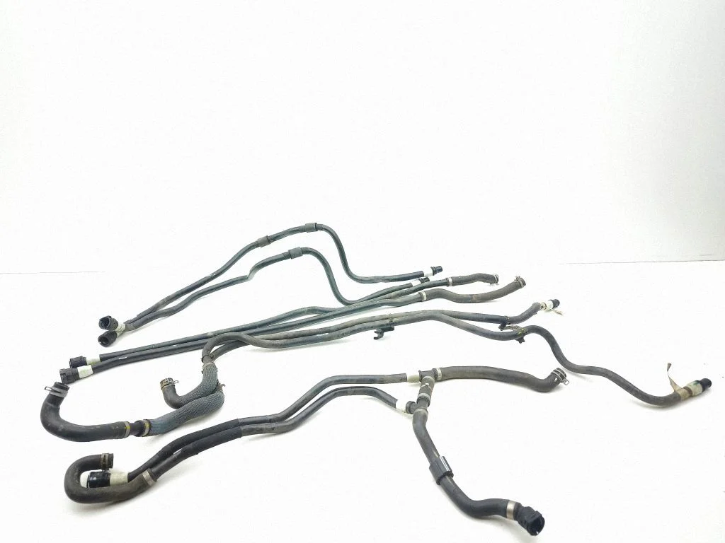 Engine coolant pipe/hose 295m16728r