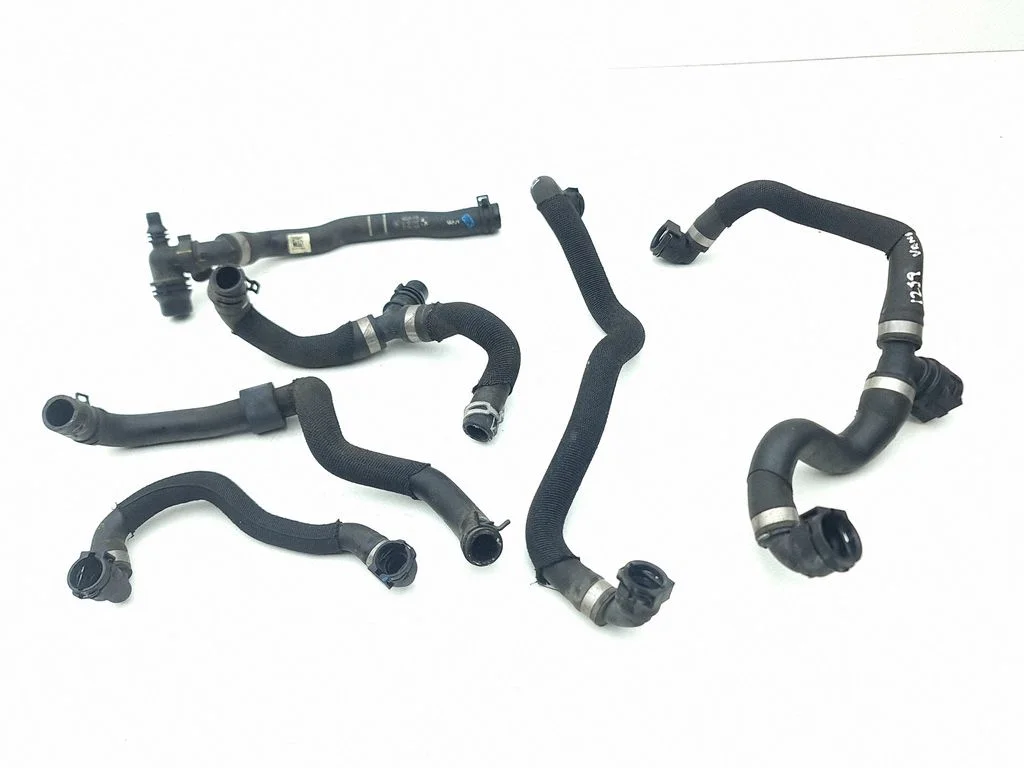 Engine coolant pipe/hose 8741781