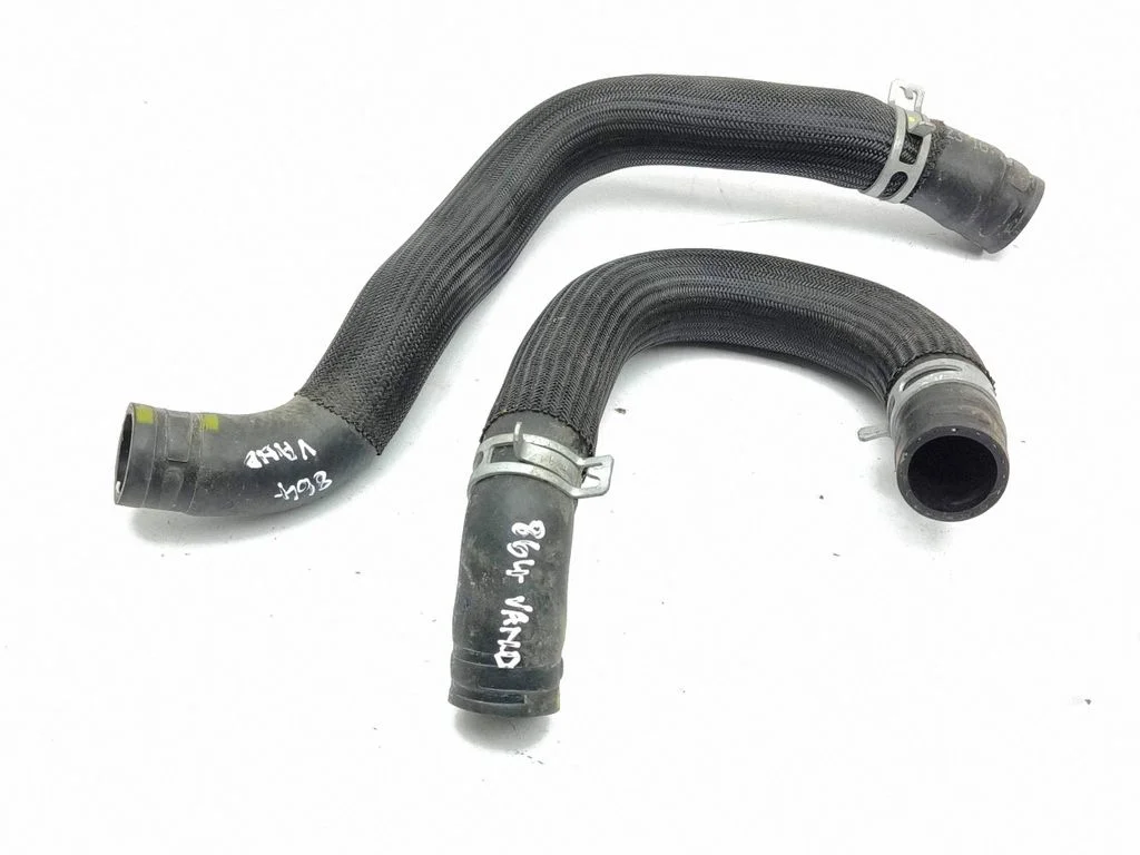 Engine coolant pipe/hose