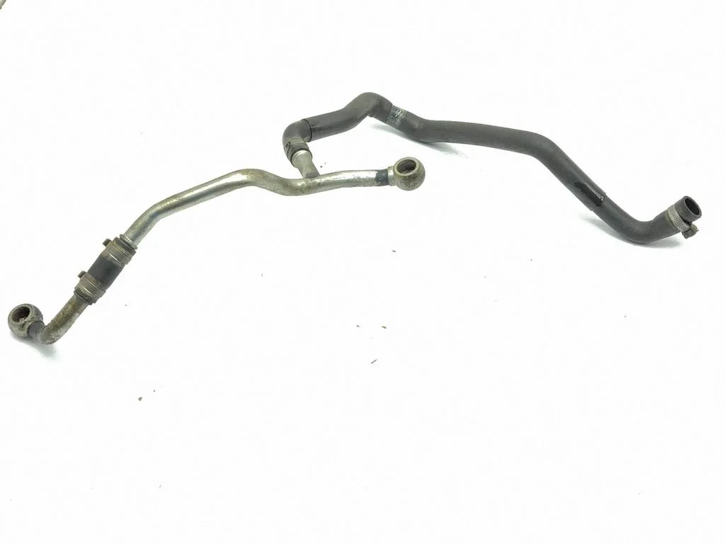 Engine coolant pipe/hose
