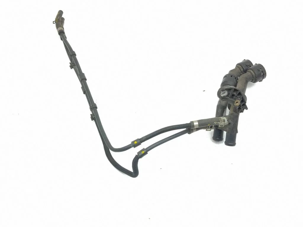 Engine coolant pipe/hose 04L122157AC