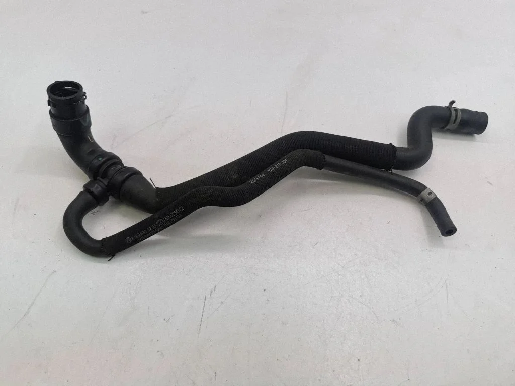 Engine coolant pipe/hose A1698305296