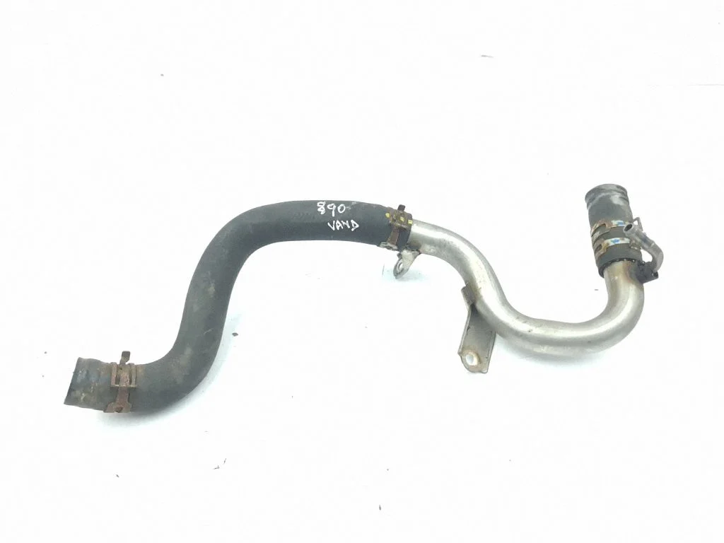 Engine coolant pipe/hose