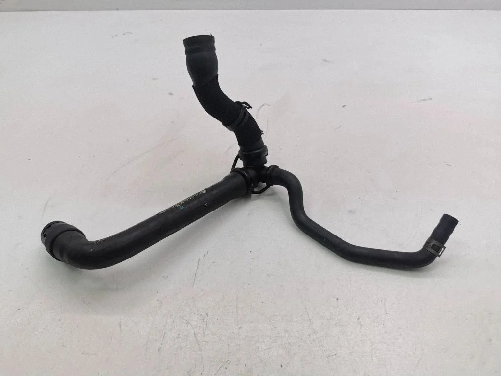 Engine coolant pipe/hose A1698305396