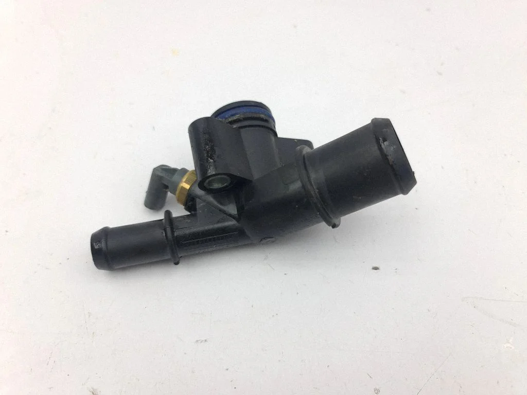 Mootori jahutusvedeliku toru / voolik GN1G8K556BA