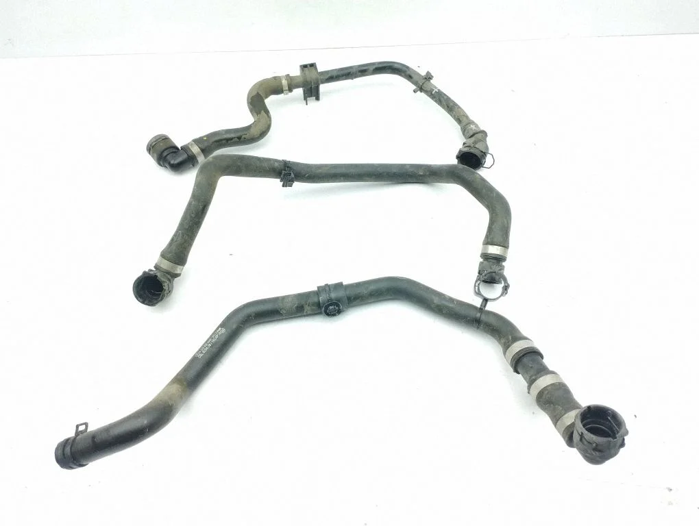 Engine coolant pipe/hose A2435000500