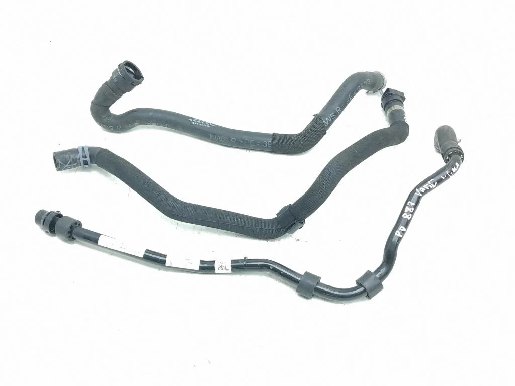 Engine coolant pipe/hose 5WA820507