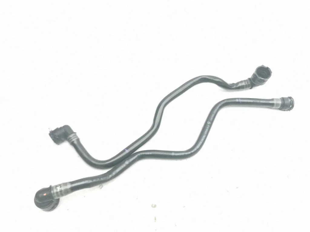 Engine coolant pipe/hose A2435001400