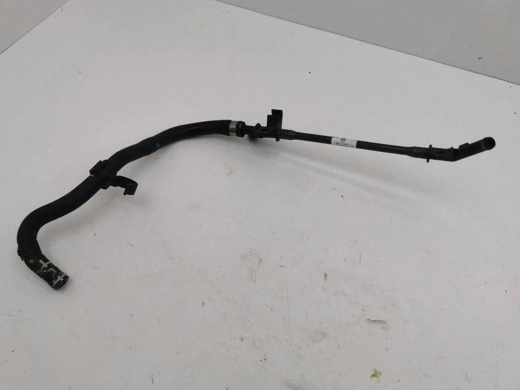 Engine coolant pipe/hose 05C121064C