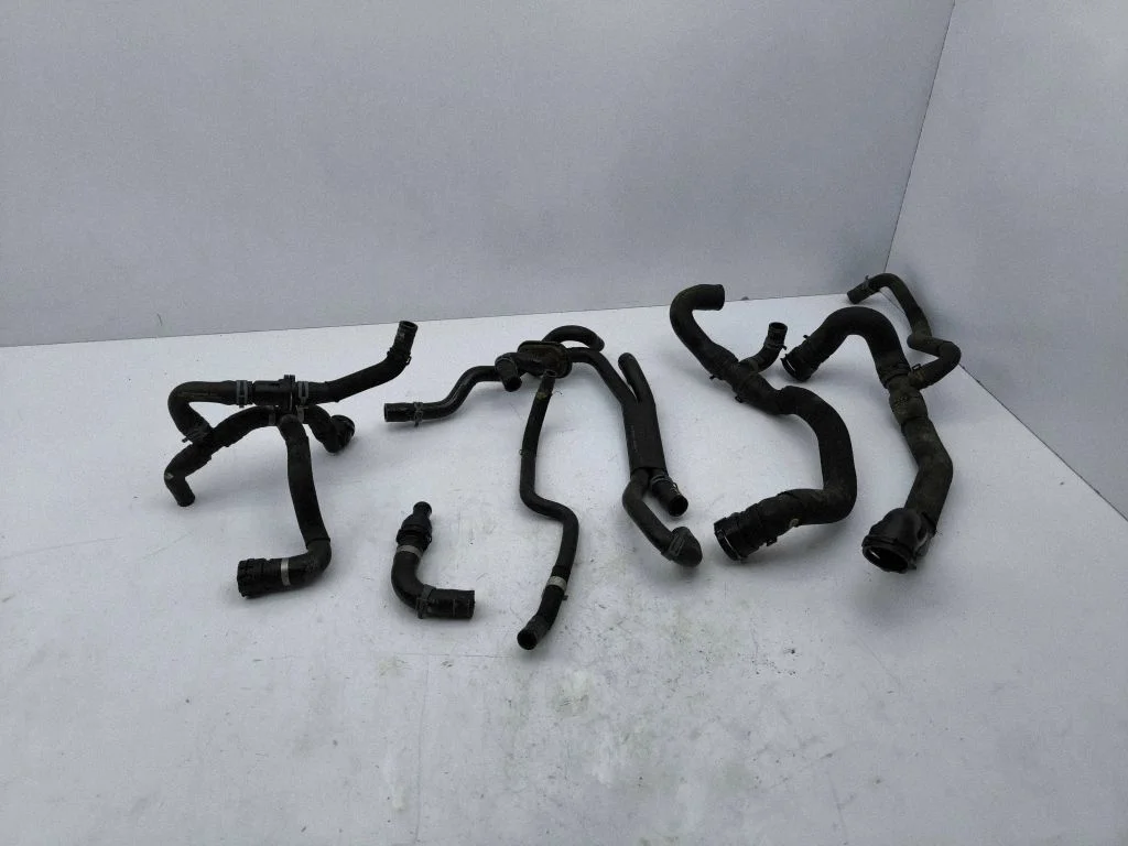 Motora dzesēšanas caurule (-es)/šļūtene (-es) 4G0122445L
