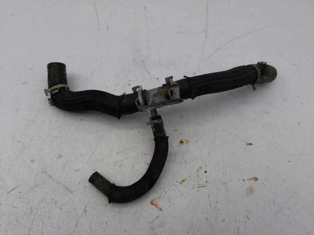 Engine coolant pipe/hose 16295F2040
