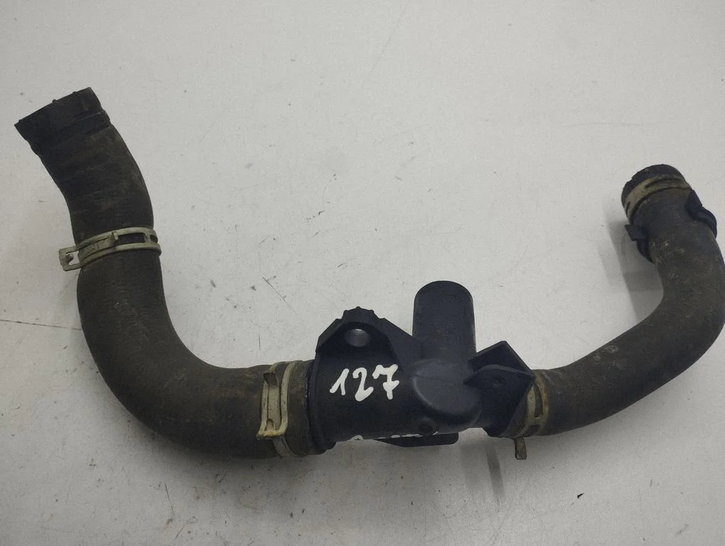 Engine coolant pipe/hose – Ford Focus (2010-2017)