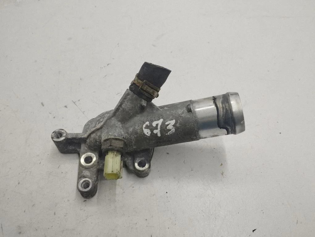 Engine coolant pipe/hose