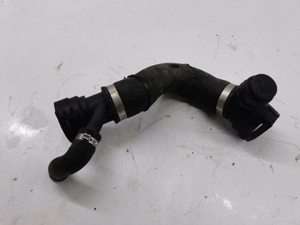 Mootori jahutusvedeliku toru / voolik – BMW X5 E70 (2006-2013)