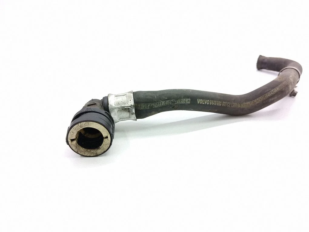 Engine coolant pipe/hose 8649880