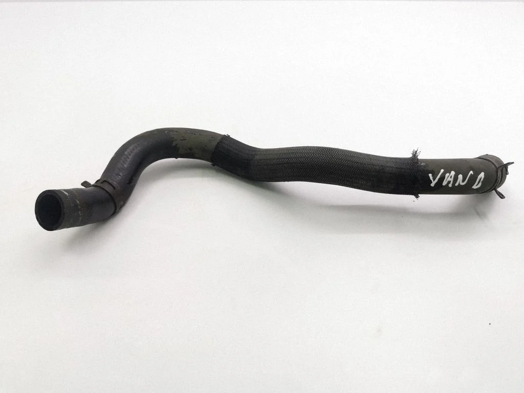 Engine coolant pipe/hose