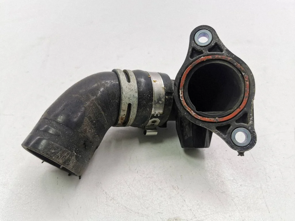Motora dzesēšanas caurule (-es)/šļūtene (-es) 147138491R