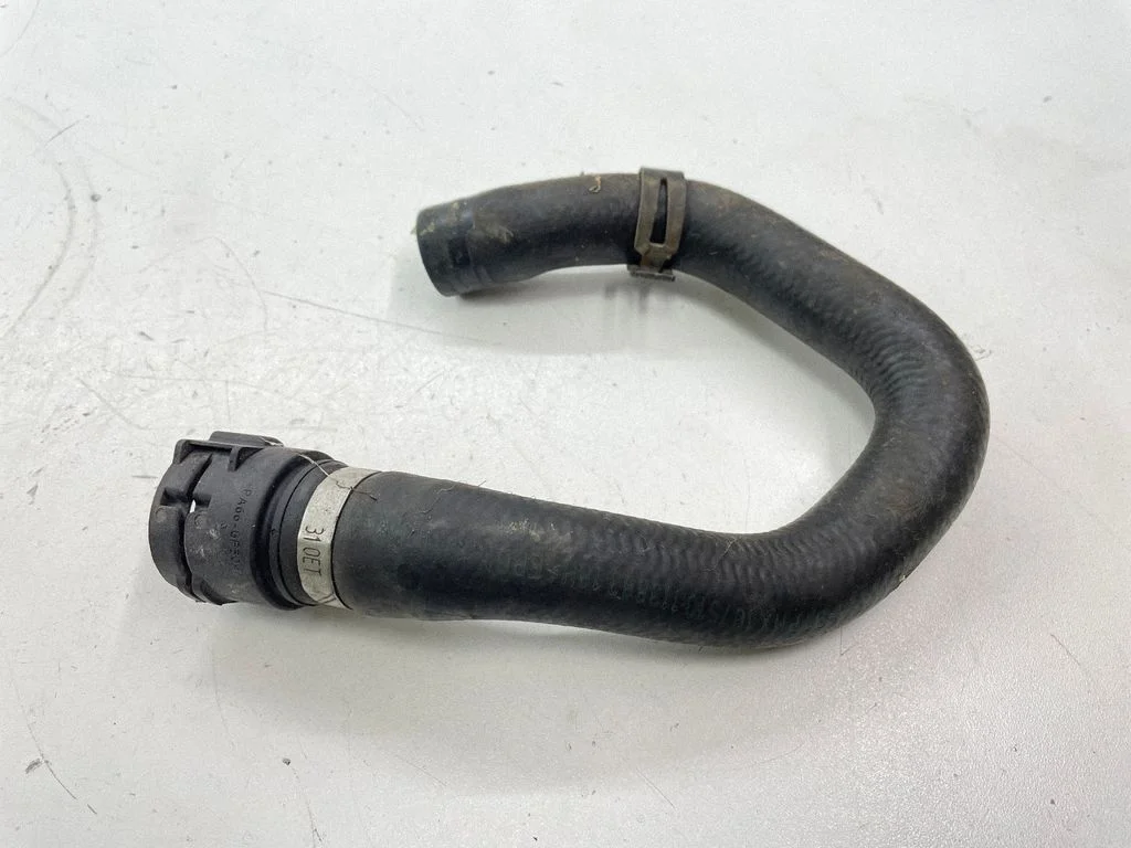 Przewody układu chłodzenia silnika – BMW Seria 5 E60 E61 (2004-2010)