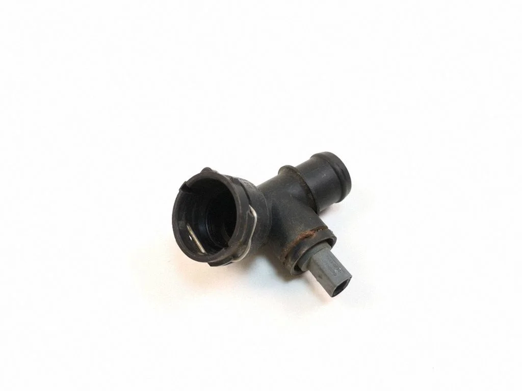 Engine coolant pipe/hose 1K0122291AD