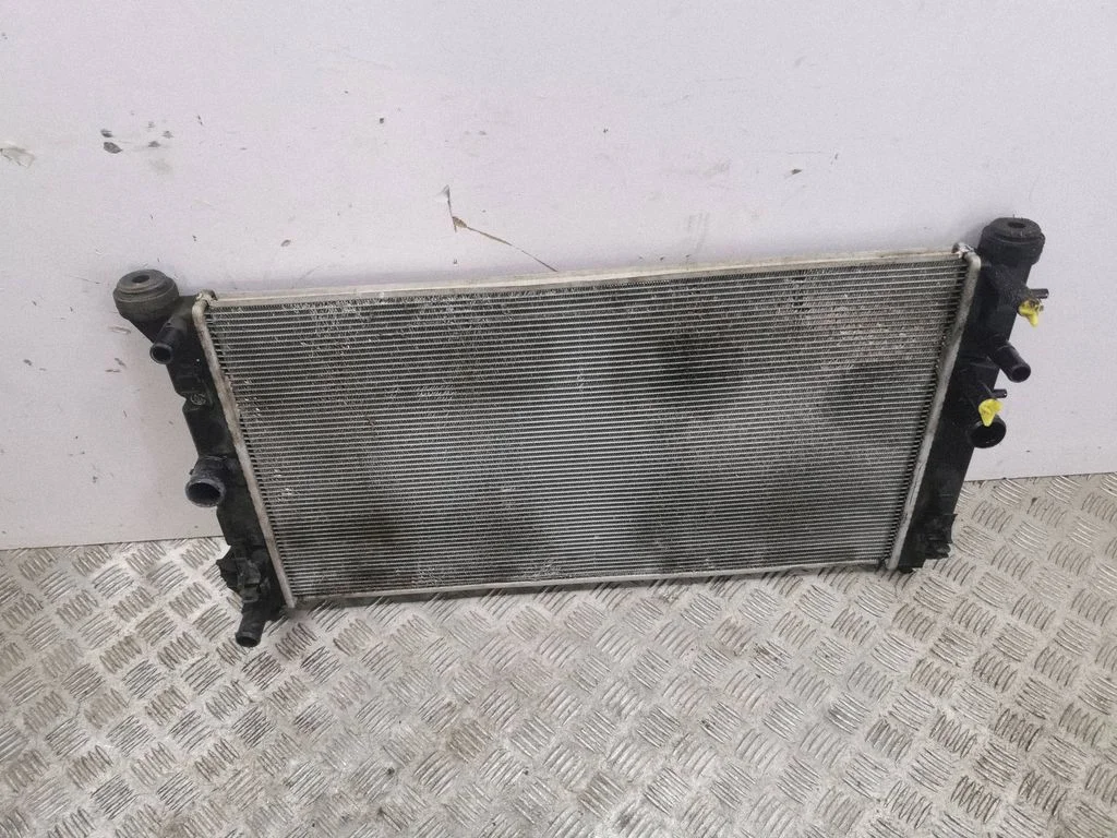 Dzesēšanas šķidruma radiators 4221368770
