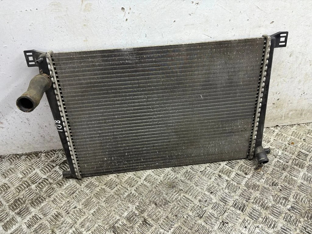Jahutusvedeliku radiaator – Mini Cooper Countryman R60 (2011-2016)