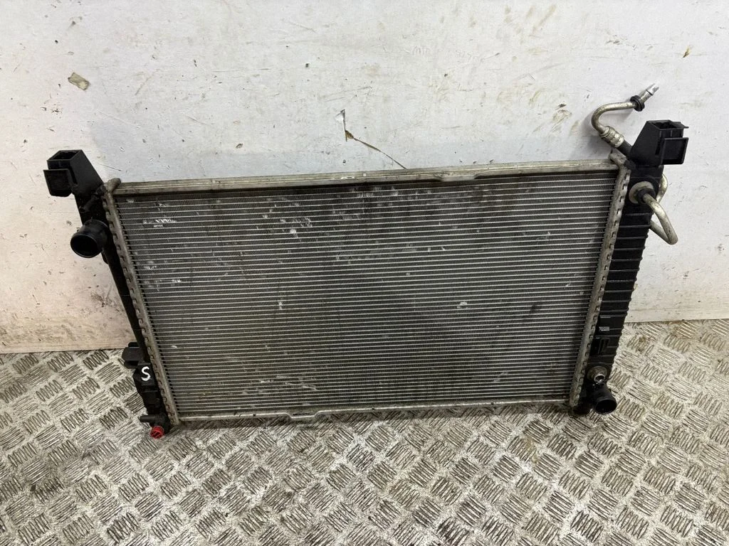 Dzesēšanas šķidruma radiators A1695001303