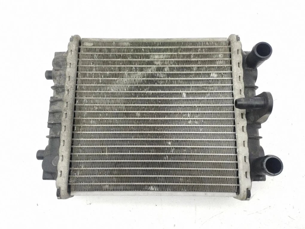 Dzesēšanas šķidruma radiators 4G0121212