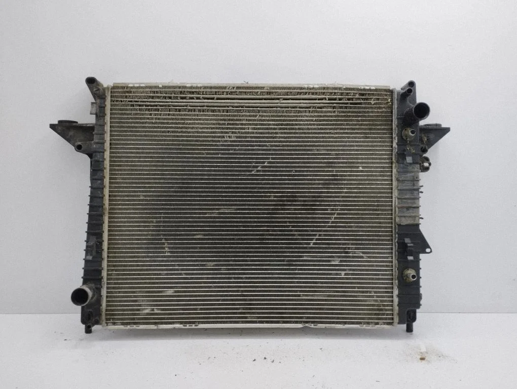 Coolant radiator – Land Rover Range Rover Sport L320 (2005-2013)