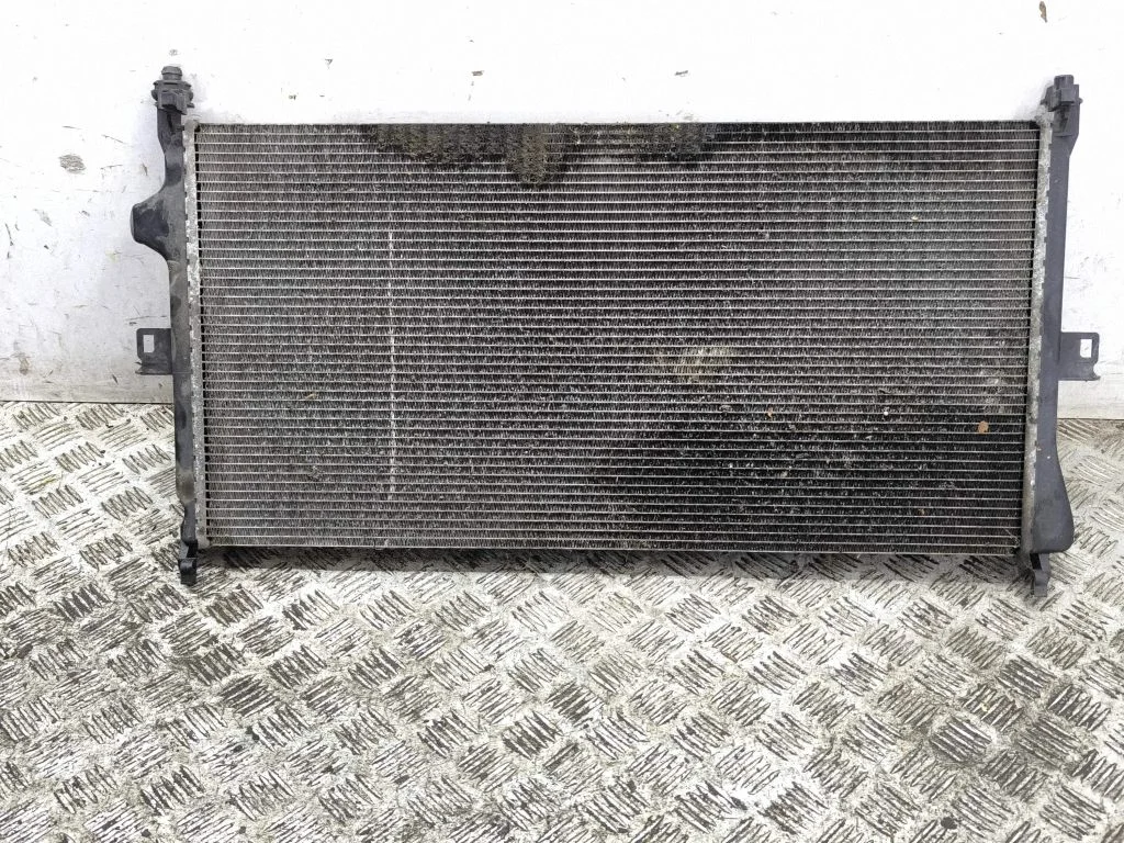 Coolant radiator